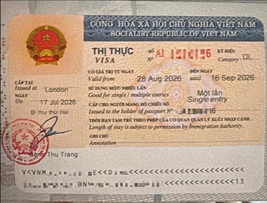 Vietnam visa sticker at Embassy